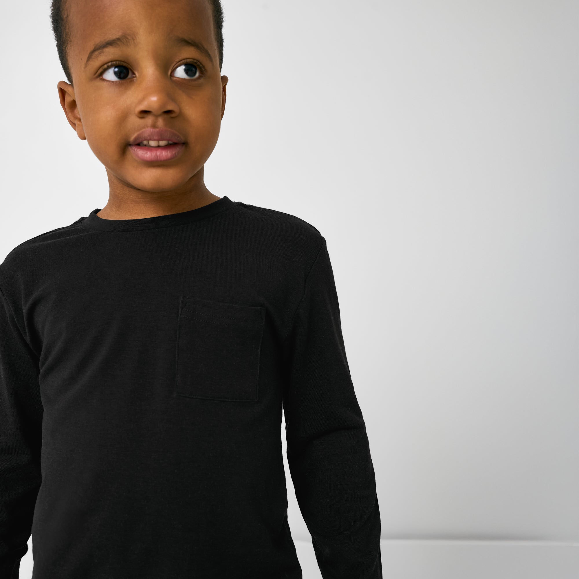Black Long Sleeve Relaxed Pocket Tee