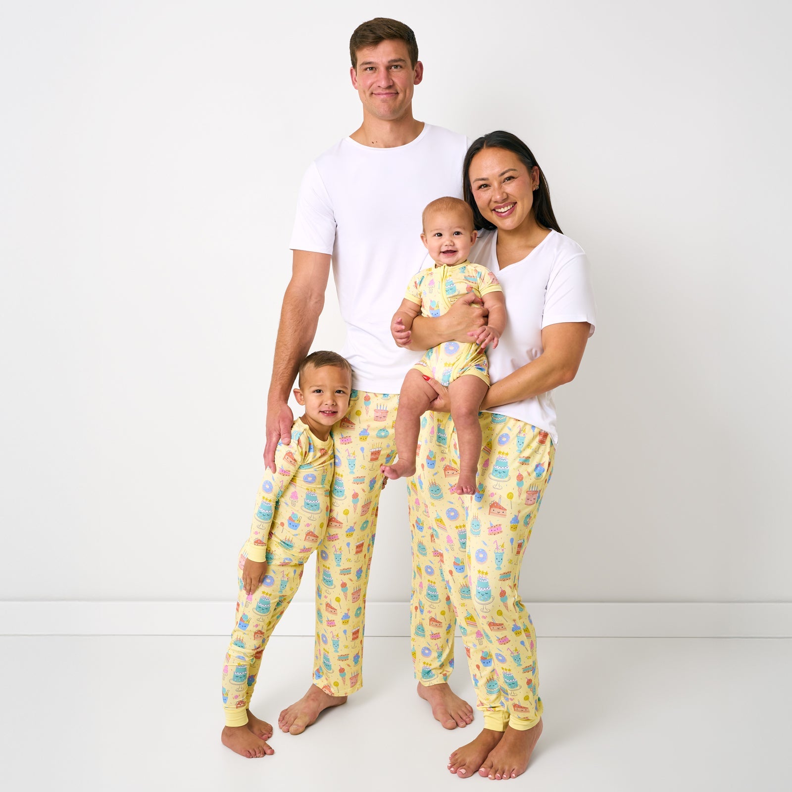 Frosted Fun Men's Pajama Pants