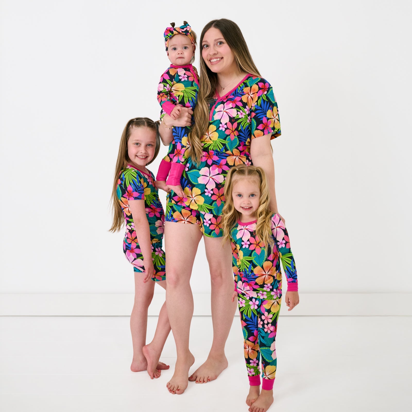 Jungle Blooms Women's Short Sleeve Pajama Top