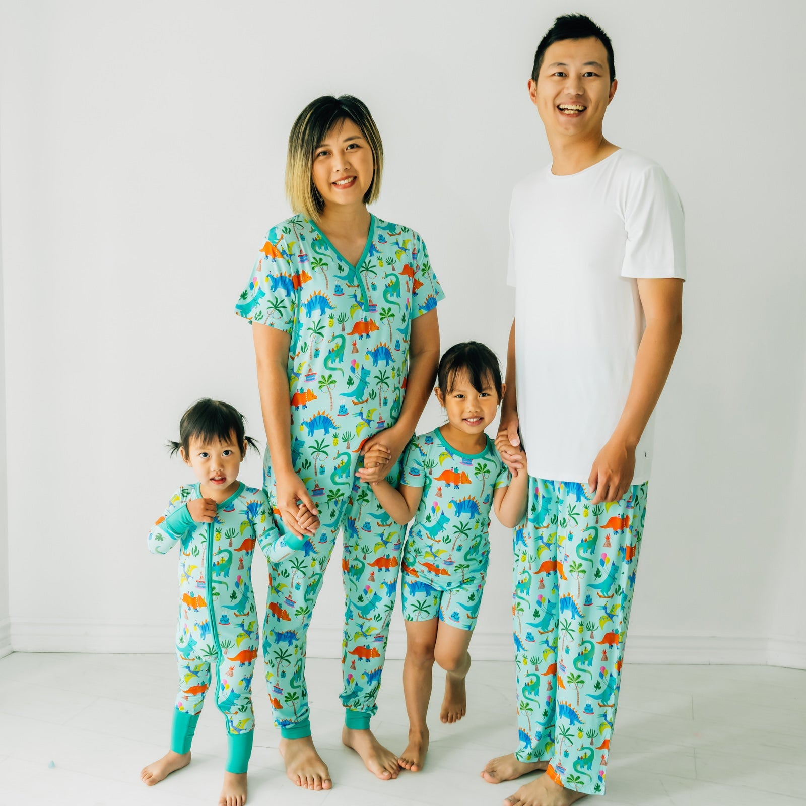 Prehistoric Party Women's Short Sleeve Pajama Top