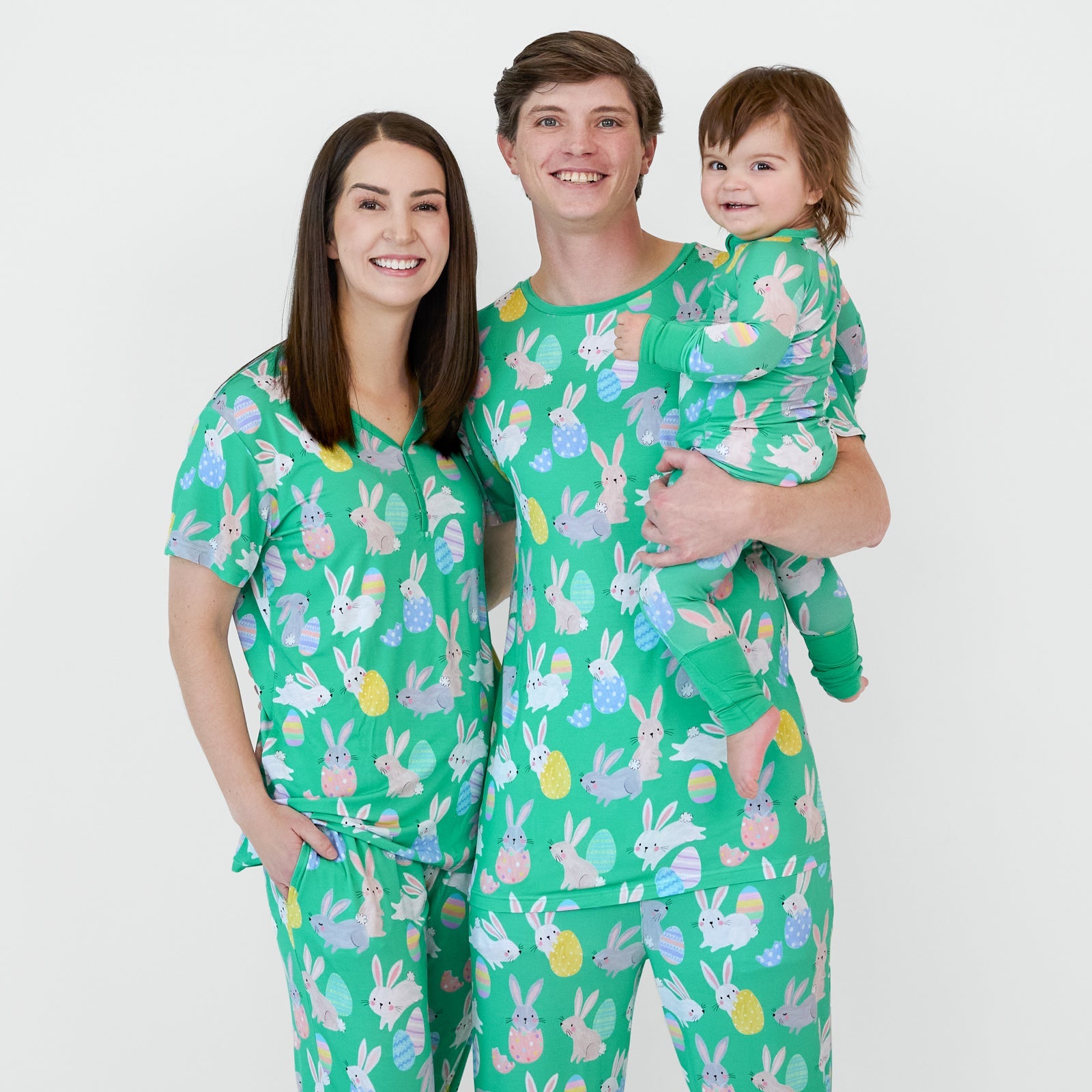 Green Hoppy Days Women's Short Sleeve Pajama Top