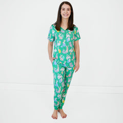 Green Hoppy Days Women's Short Sleeve Pajama Top