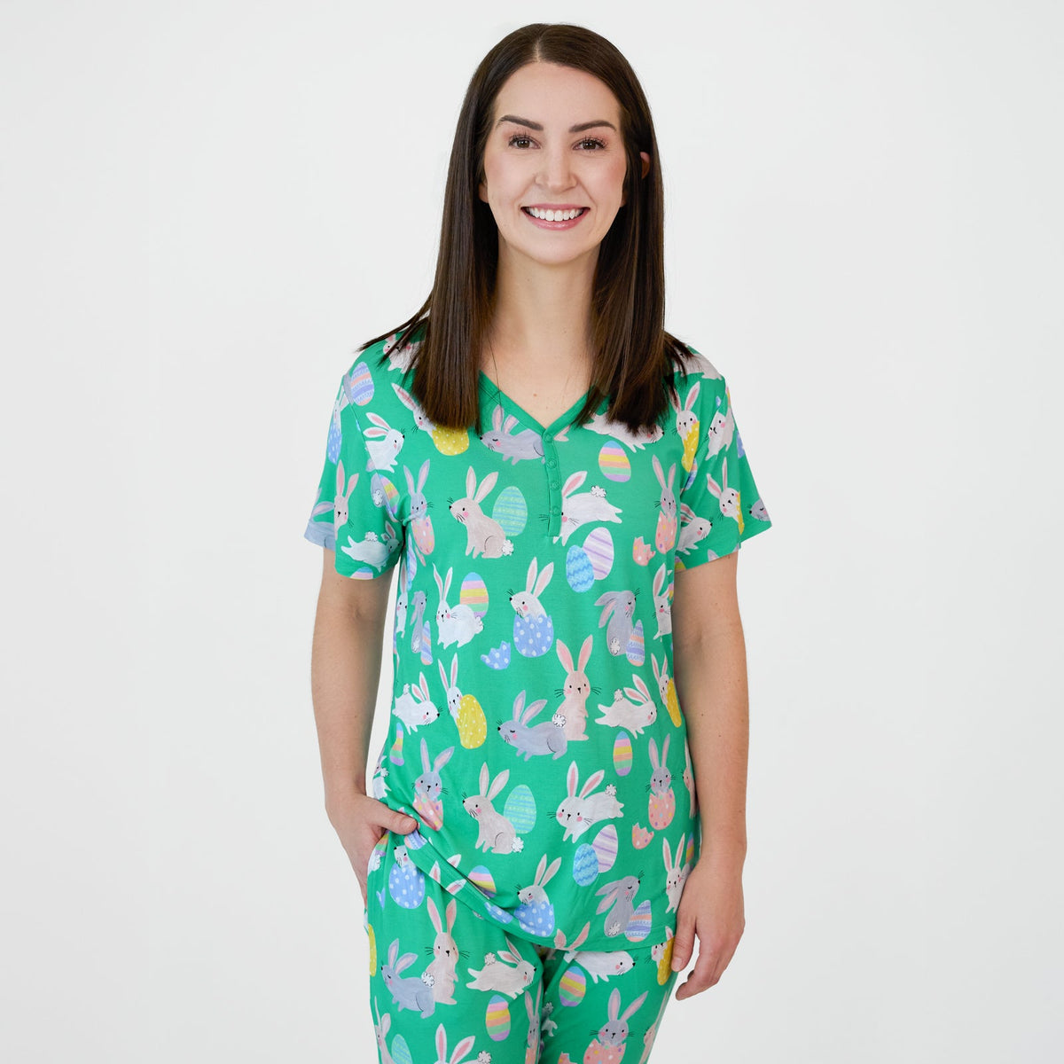 Green Hoppy Days Women's Short Sleeve Pajama Top