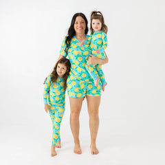 Blue Sunny Citrus Women's Short Sleeve Pajama Top