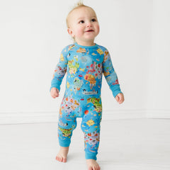 Around The World Crescent Zippy