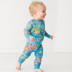 Around The World Crescent Zippy