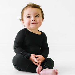Black Crescent Zippy